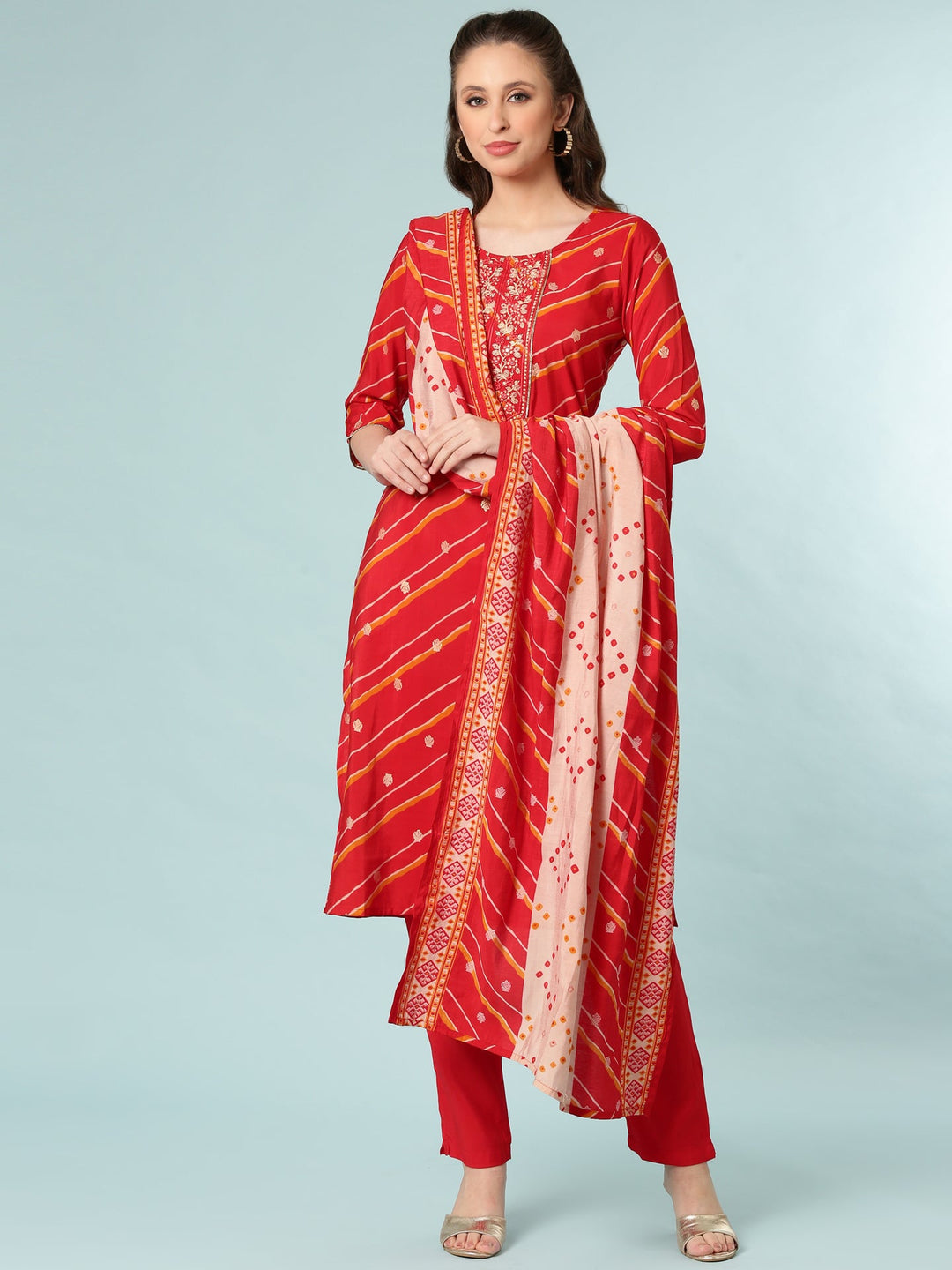 Neerus Red silk suit set - front view