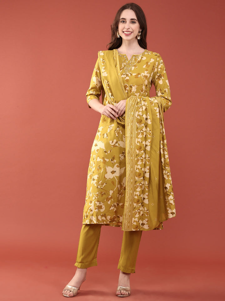 Neerus Green silk digital printed suit set - front view