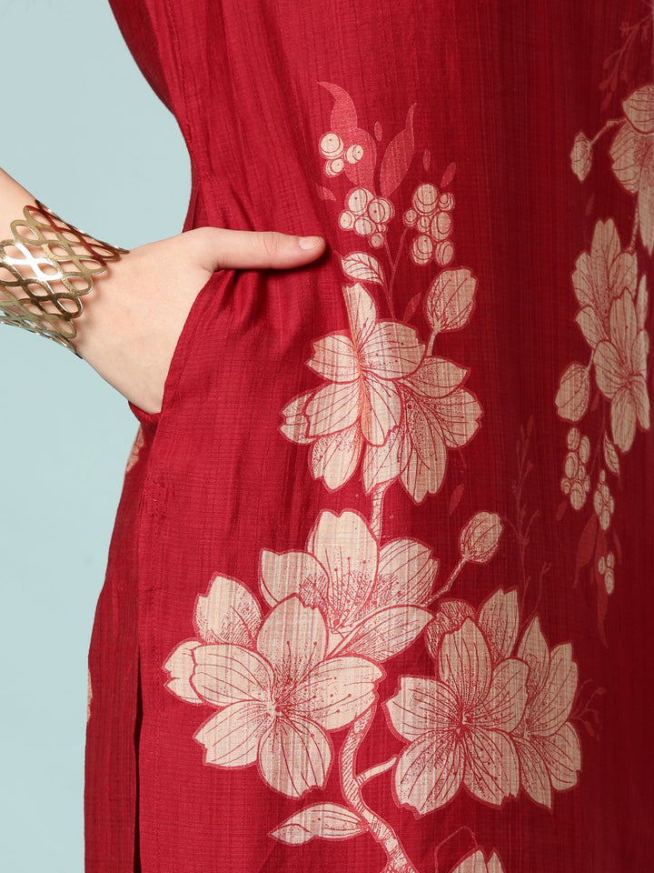 Neerus Maroon viscose rayon floral printed suit set - detail view 3