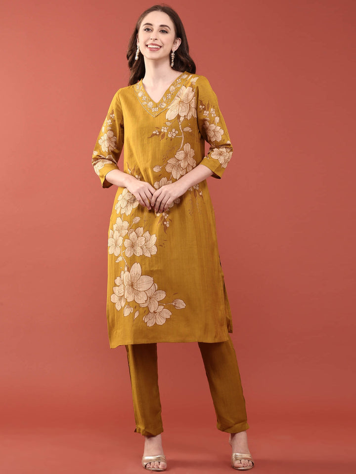 Neerus Green viscose rayon floral printed suit set - front view