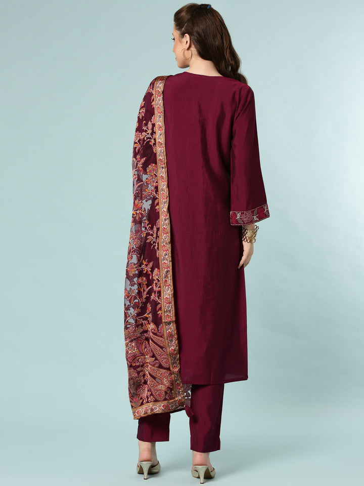 Neerus Maroon silk ethnic suit set - side view