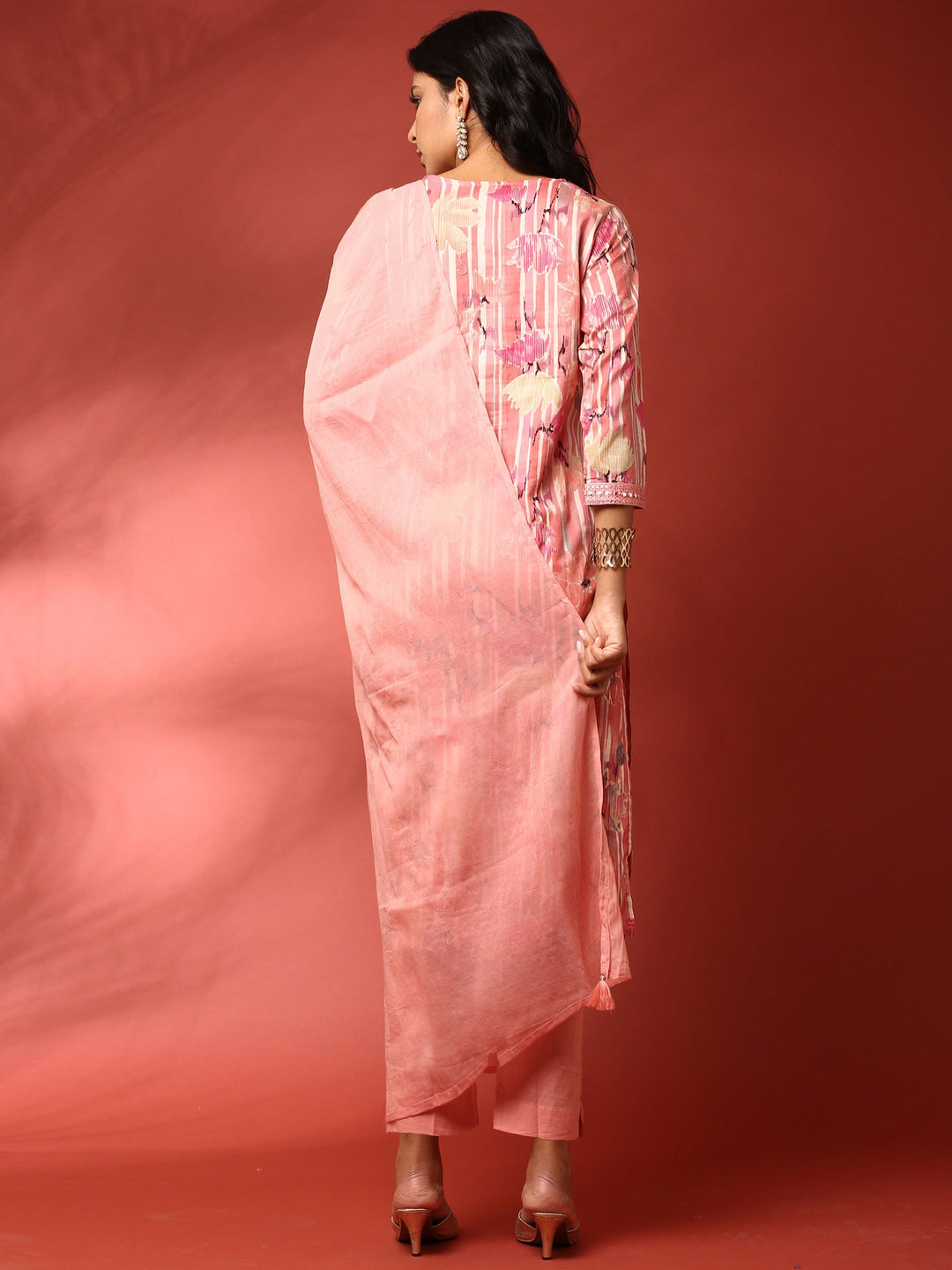 Neerus Orange cotton printed suit set - side view