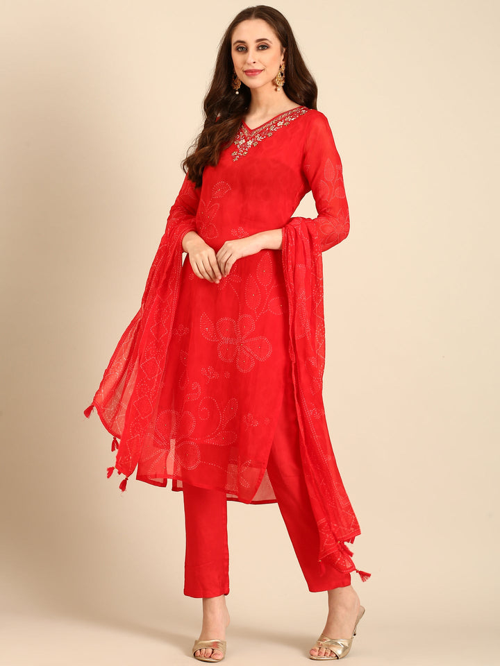 Neerus Red organza embroidered suit set - front view