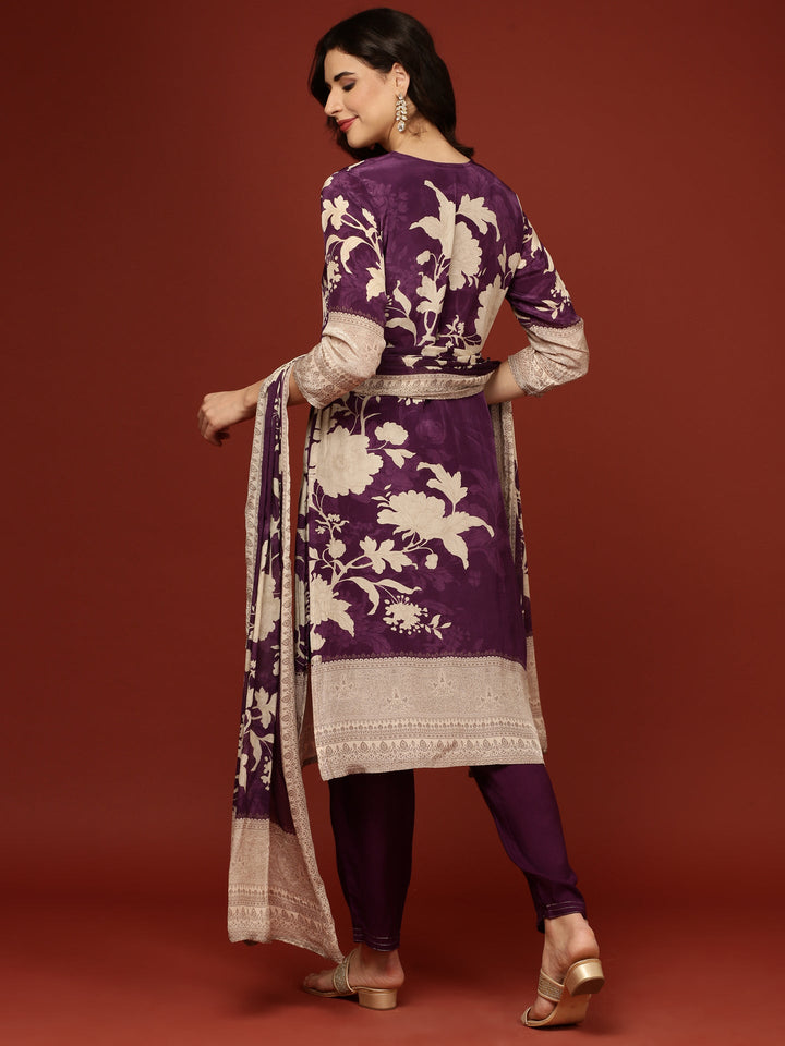 Neerus Purple crepe printed suit set - side view
