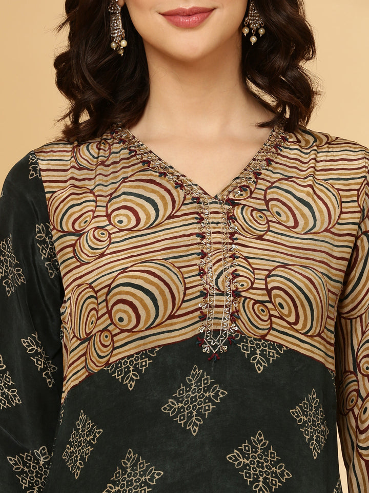 Grey Crepe Printed Three Piece Set