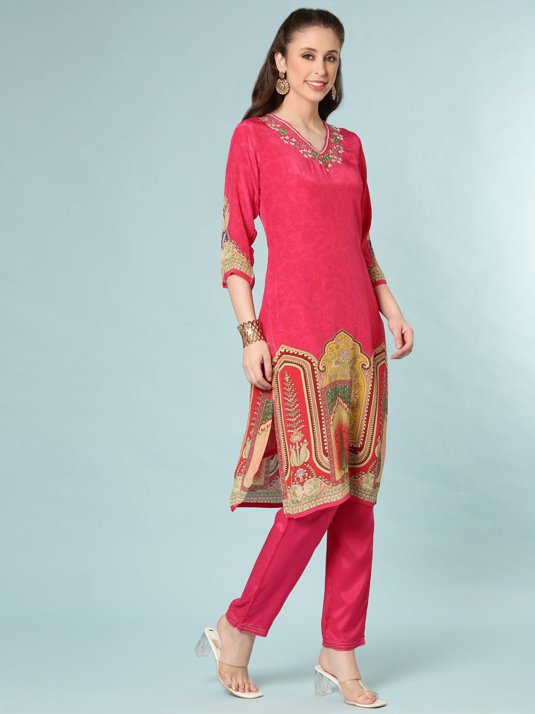 Neerus Pink crepe digital printed suit set - back view