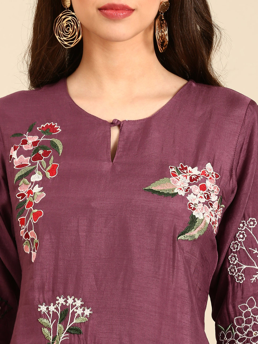 Neerus Maroon modal embellished suit set - detail view 2