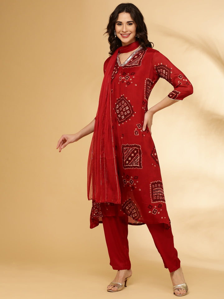 Neerus Orange Chinon Printed Suit Set - detail view 2