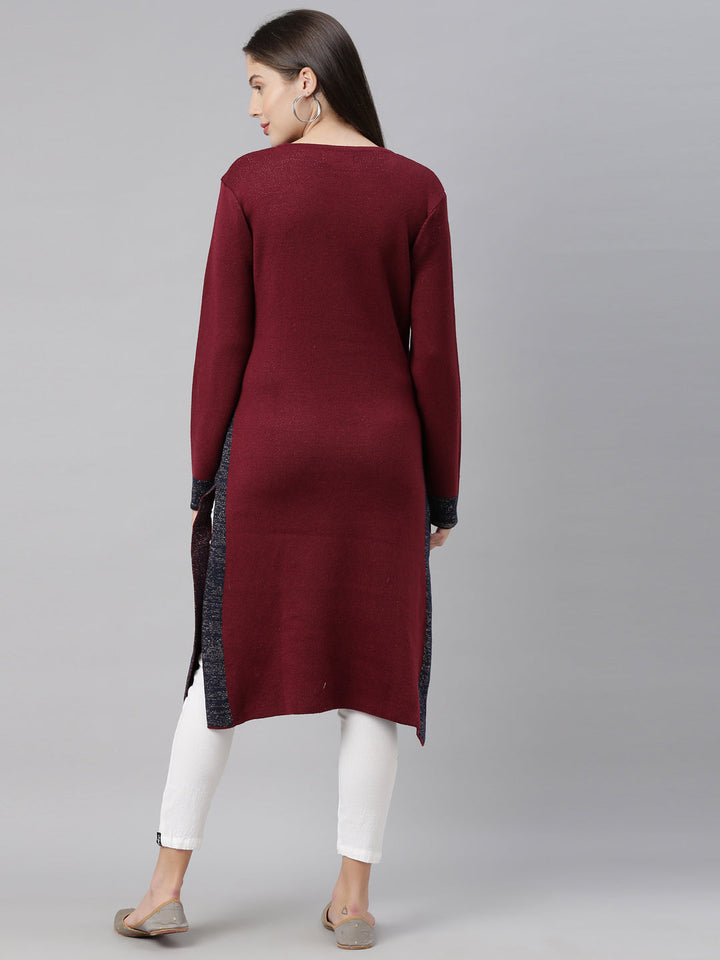 Neerus Maroon acrylic woven knitted kurti - detail view 3