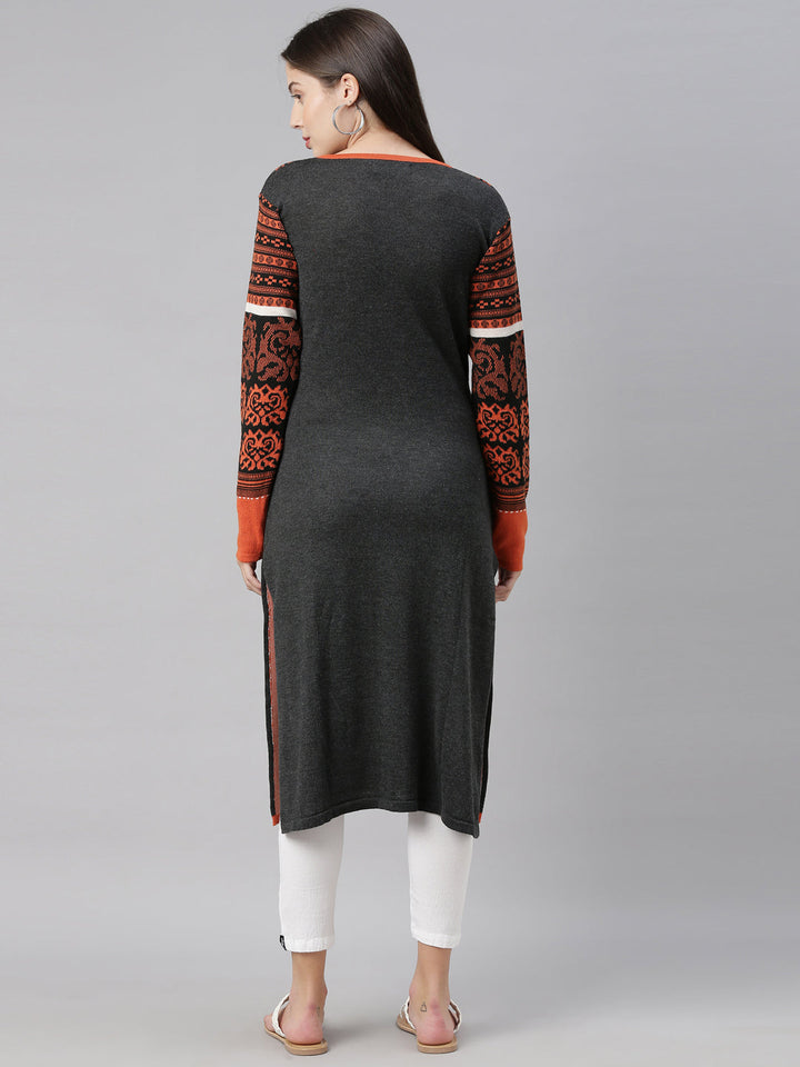 Neerus Black acrylic printed kurta ethnic motifs - side view