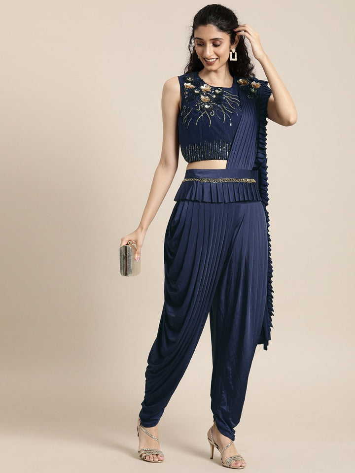 Neerus Blue georgette solid saree - detail view 3