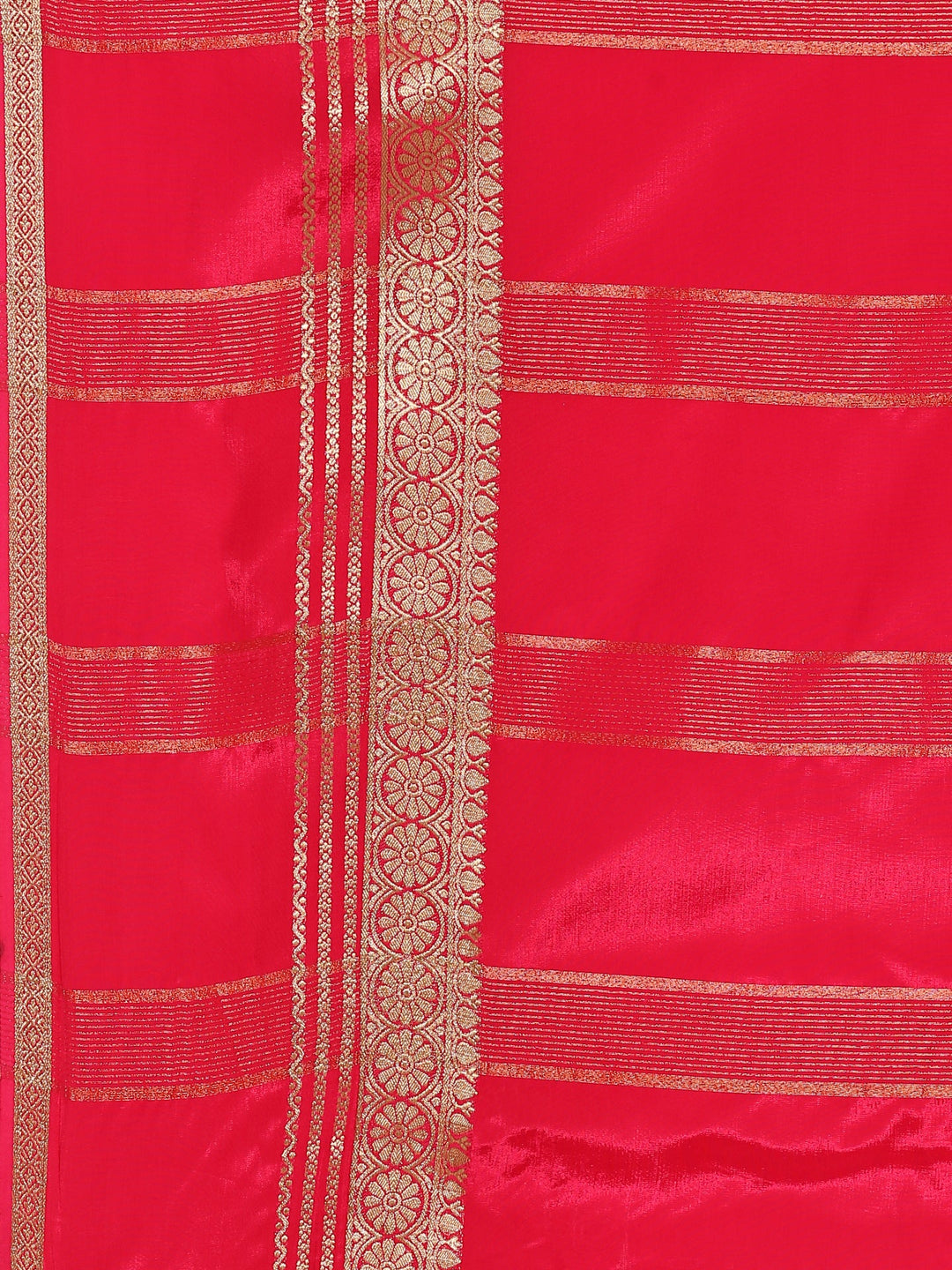 Neerus Green silk woven saree with contrast border and pallu - detail view 2