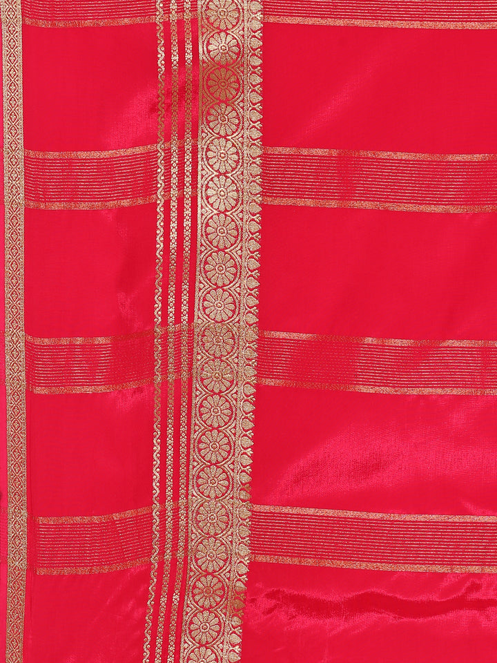 Neerus Green silk woven saree with contrast border and pallu - detail view 2