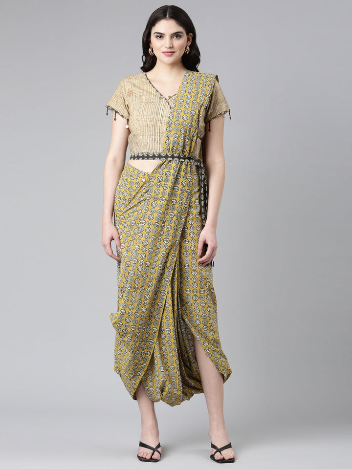 Neerus Multi cotton printed kurta set with dhoti pants - front view