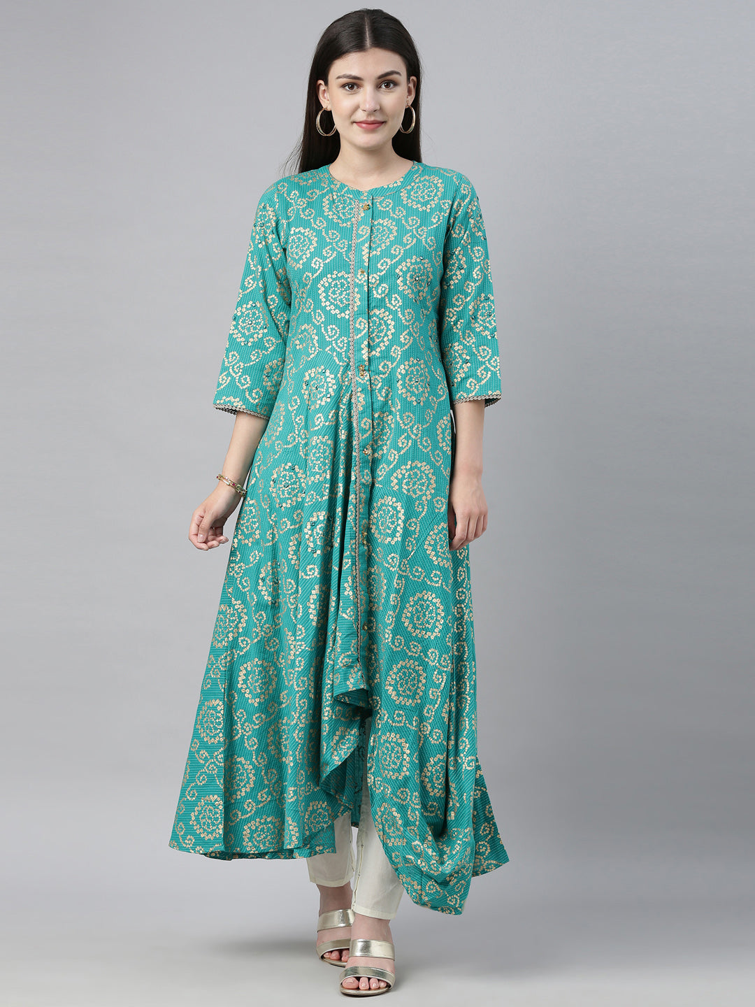 Neerus Green cotton bandhani printed kurta - detail view 3