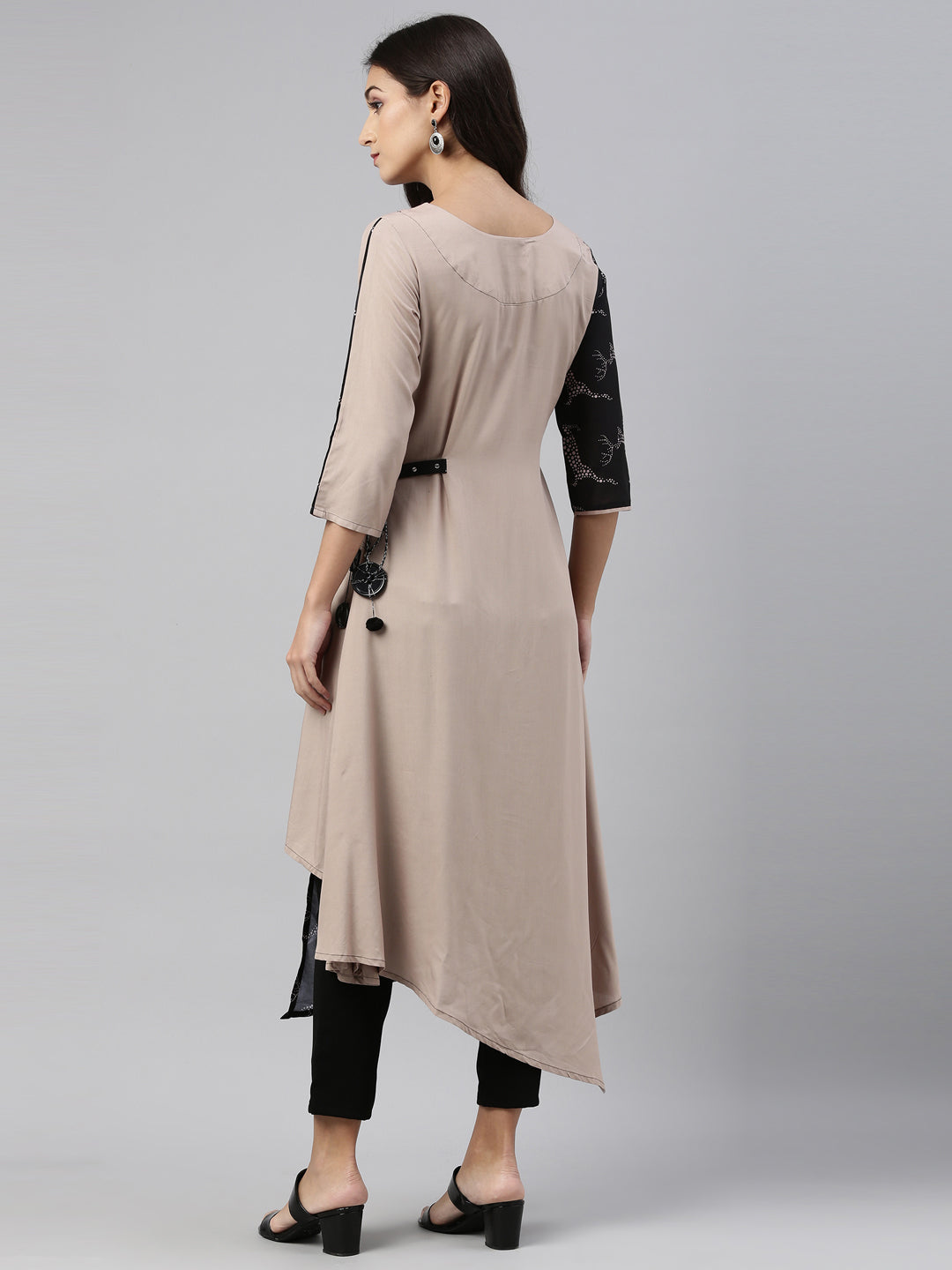 Neerus Black printed cotton straight kurti - side view