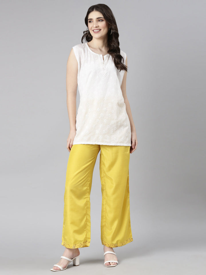 Neerus Yellow shantoon straight pant - detail view 2