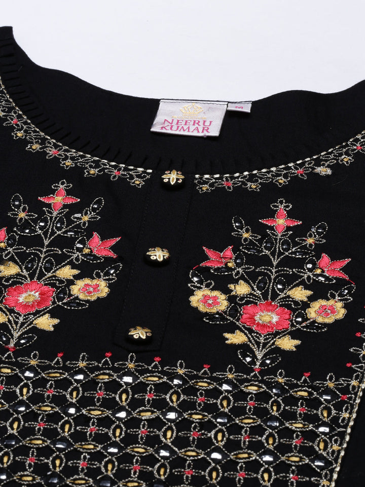 Neerus Black rayon floral printed kurti - back view