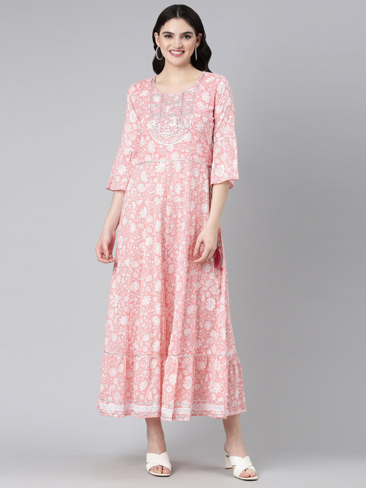 Neerus Pink Straight Casual Printed Dress