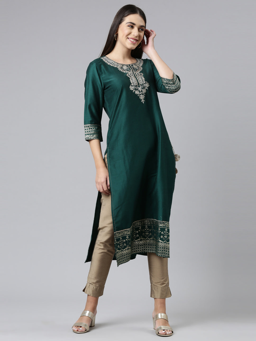 Neerus Green muslin printed kurti - detail view 2
