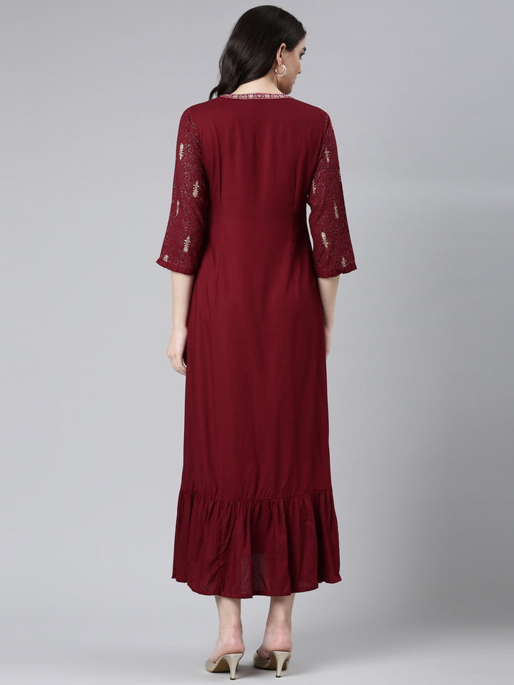 Neerus Maroon printed anarkali kurta - side view