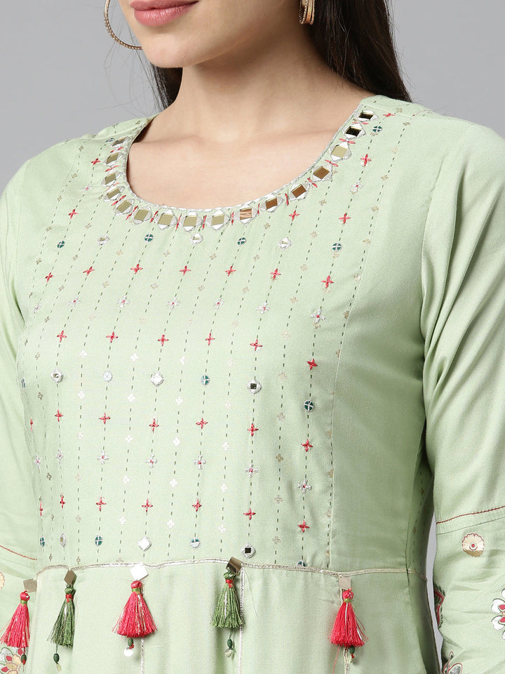 Neerus Green Rayon Solid Kurti - detail view 1