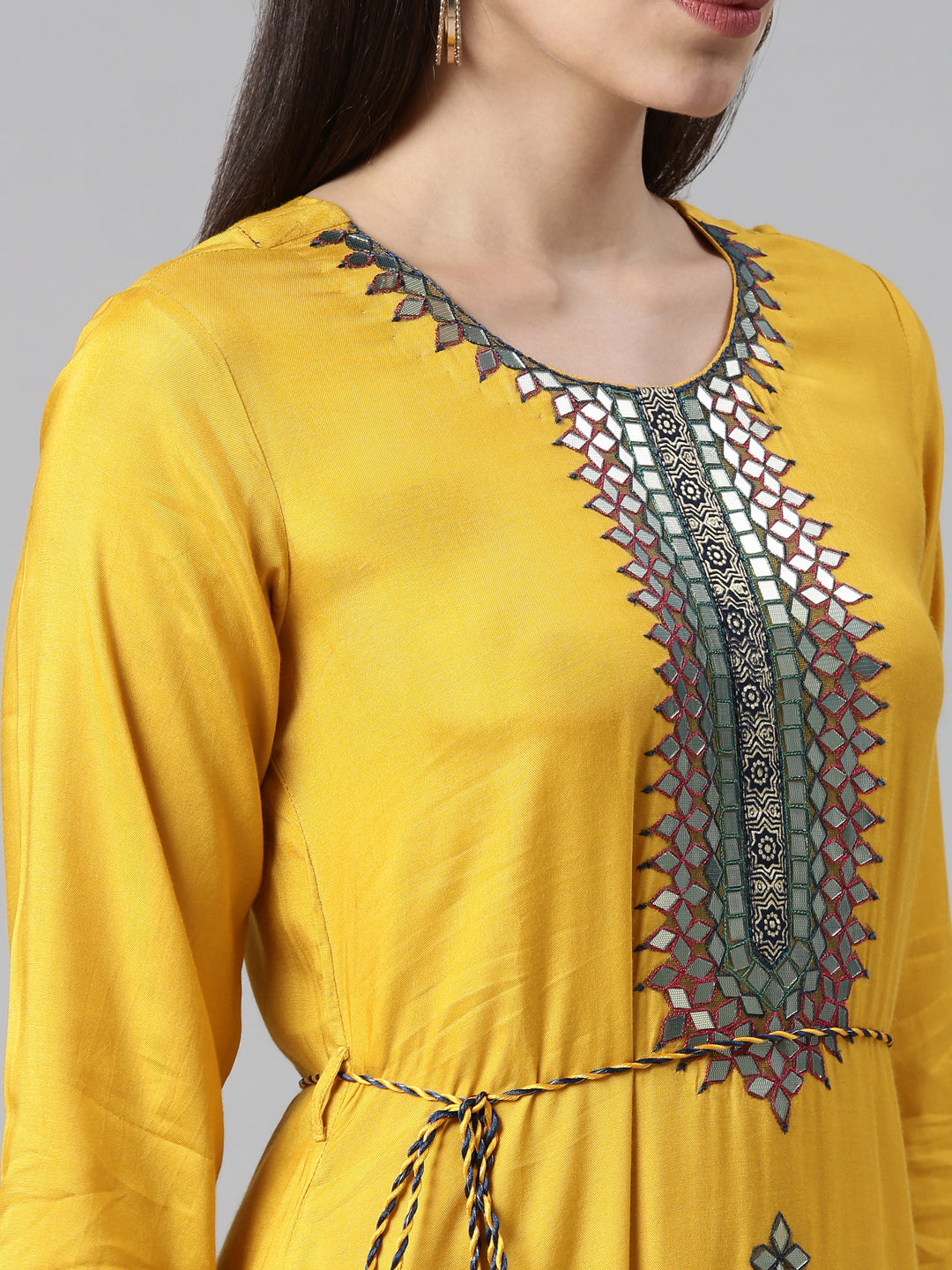 Neerus Yellow rayon solid dress - detail view 1