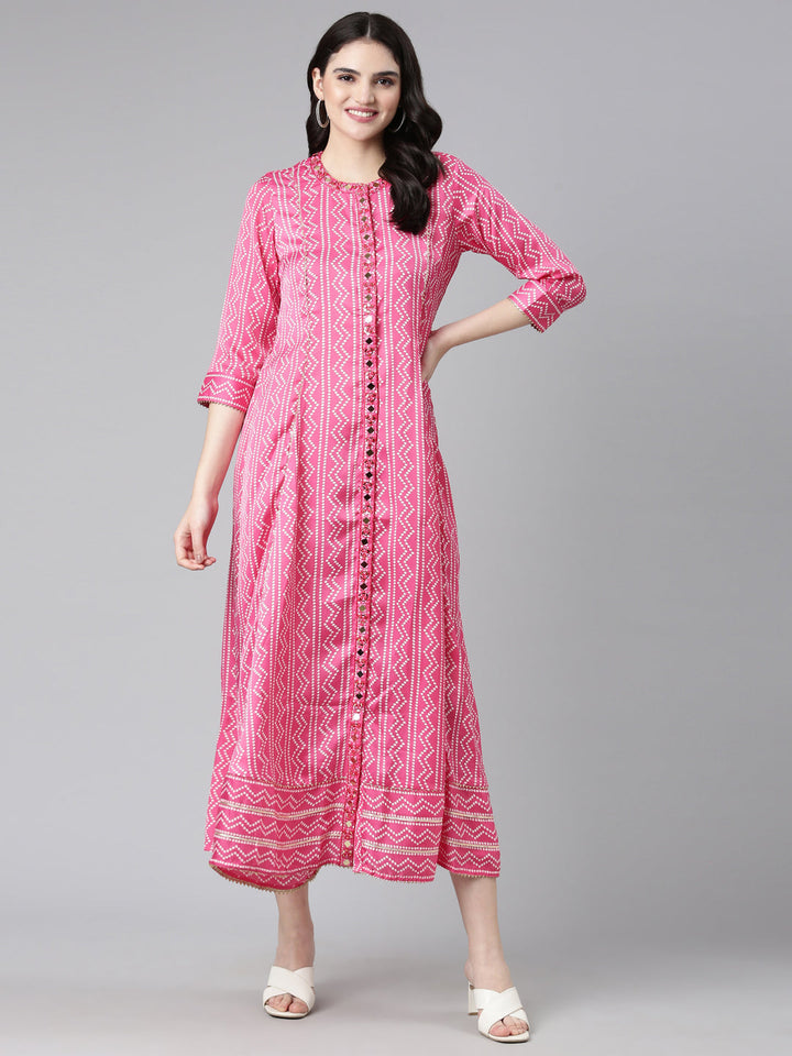 Neerus Pink satin printed straight dress - detail view 2