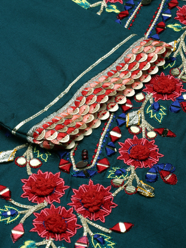 Neerus Green Shantoon Thread Embroidered Kurti - detail view 2