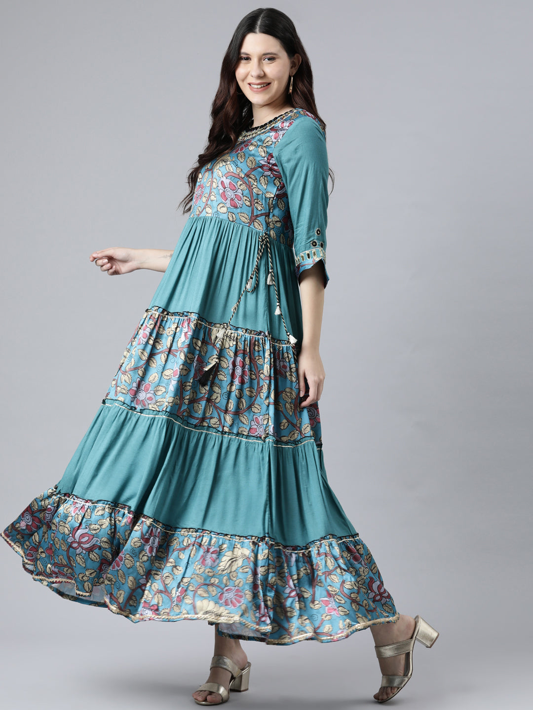 Neerus Green satin printed floral dress - detail view 2