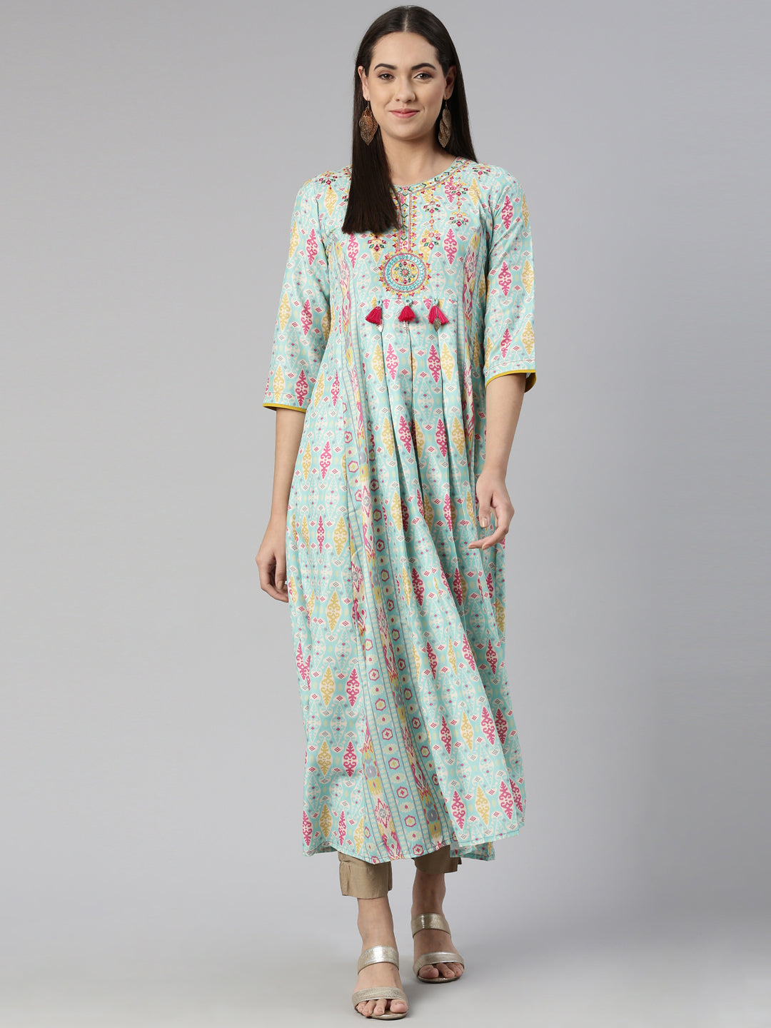 Neerus Muslin printed floral maxi dress - detail view 2