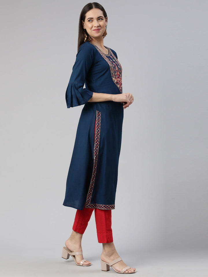 Neerus Green cotton printed straight kurti with yoke design - back view