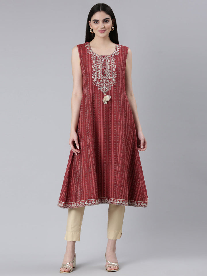 Neerus Maroon slub cotton printed A-line kurti - front view