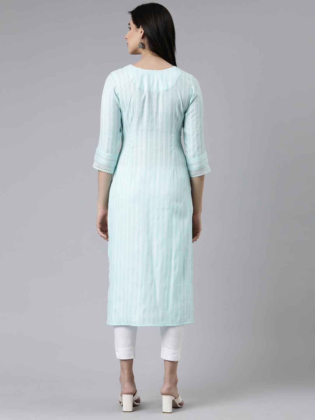 Neerus Green slub cotton thread embroidered straight kurti - side view