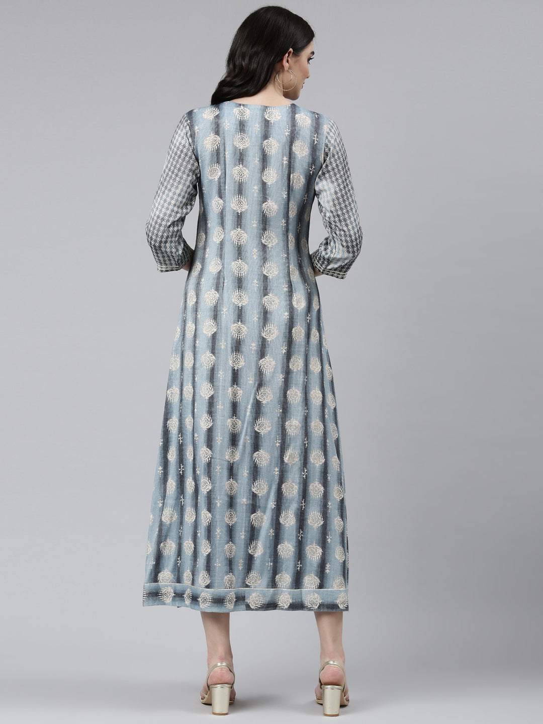 Neerus Grey slub cotton printed straight dress - side view