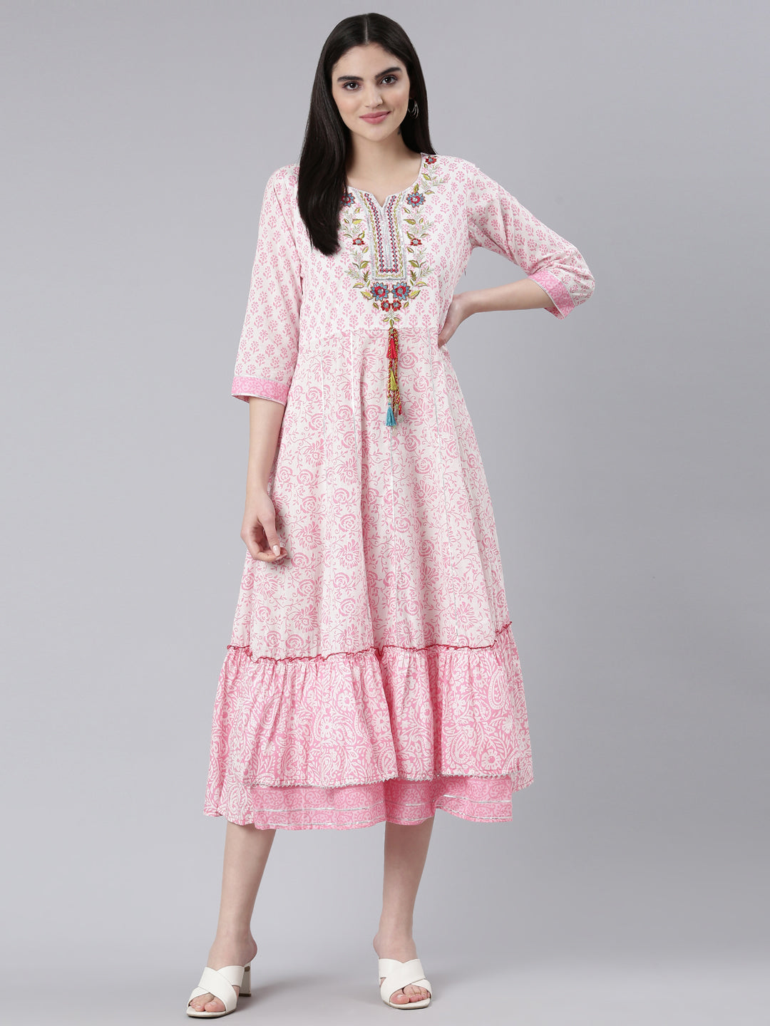Neerus Pink printed straight dress - detail view 1