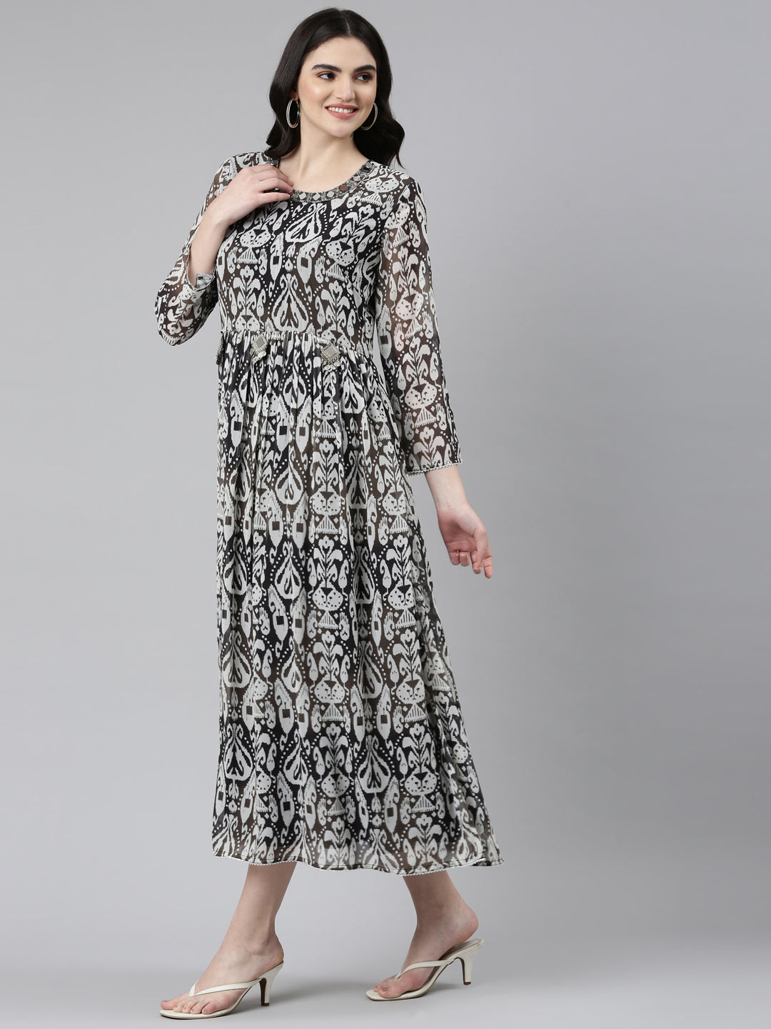 Neerus Black printed straight dress with mirror work round neck - back view