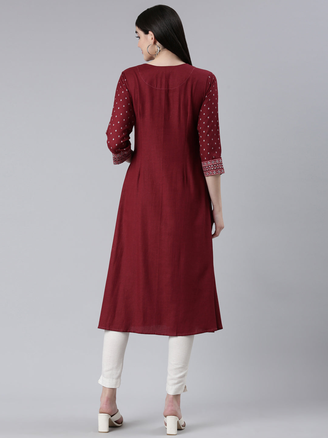Neerus Maroon viscose rayon printed straight kurti - side view