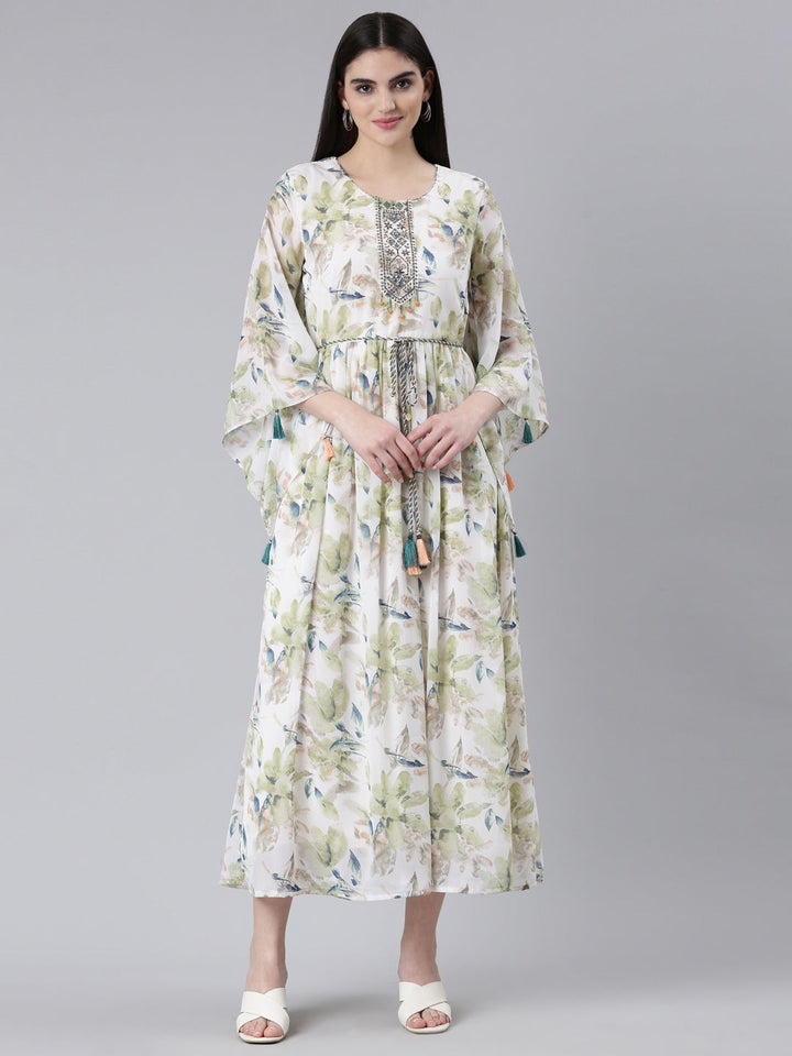 Neerus Green Straight Casual Printed Dress
