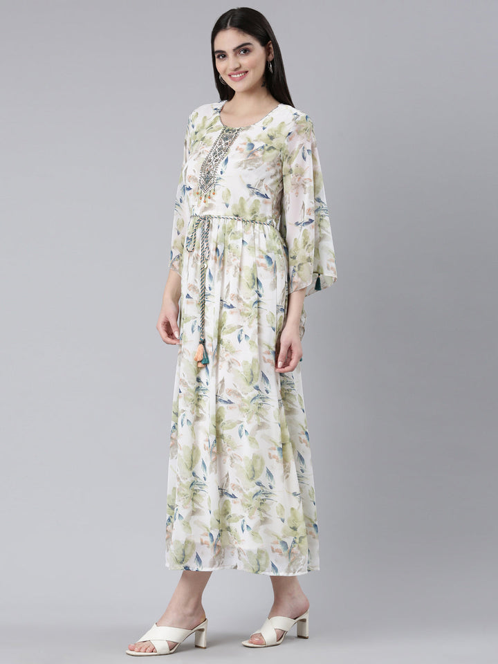 Neerus Green Straight Casual Printed Dress