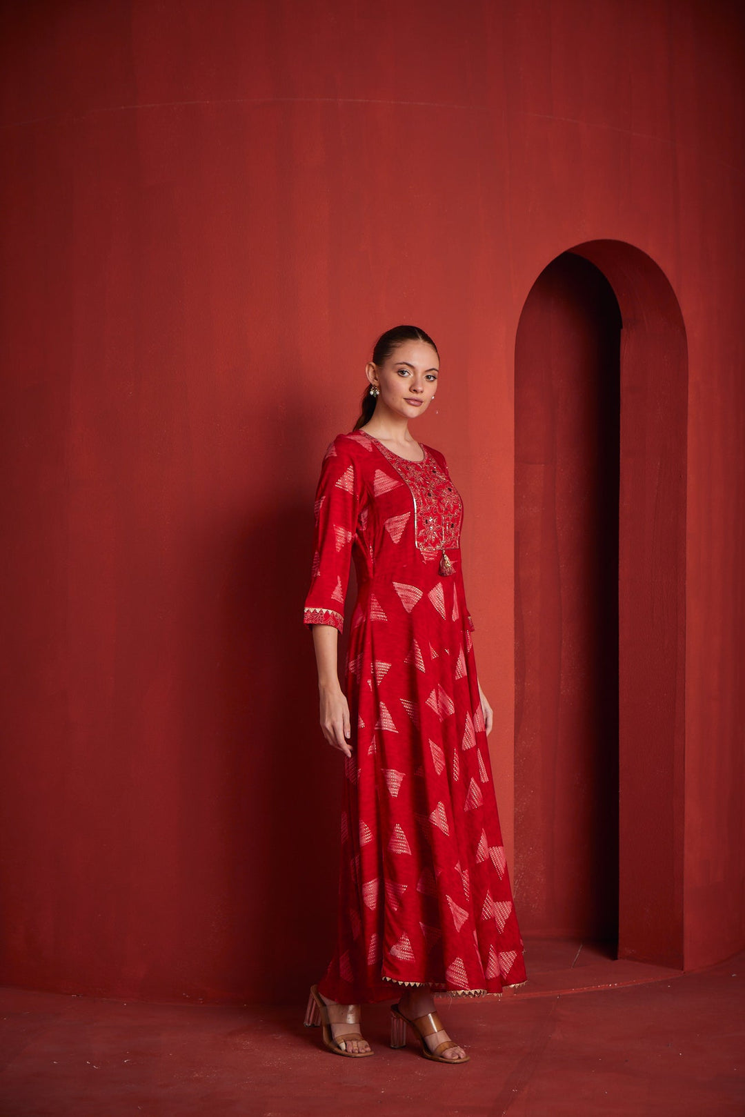 Neerus Red rayon printed gown - detail view 1