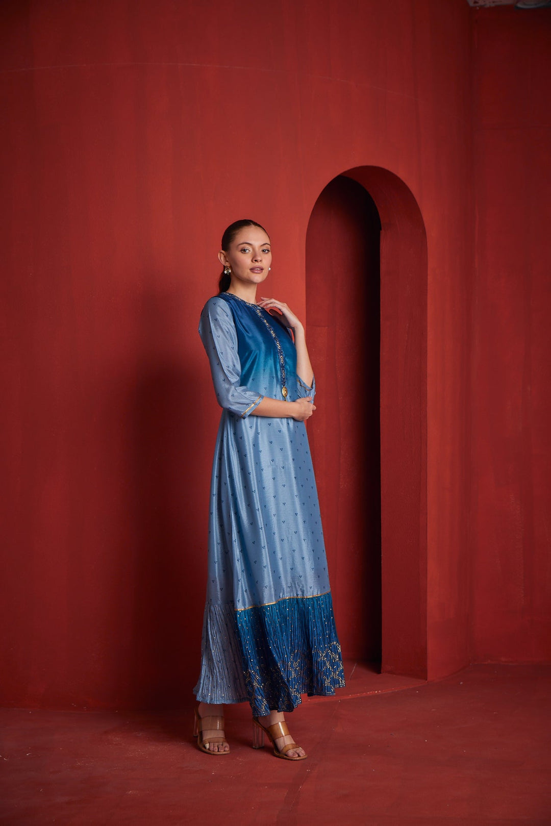 Neerus Blue chiffon gown - detail view 1