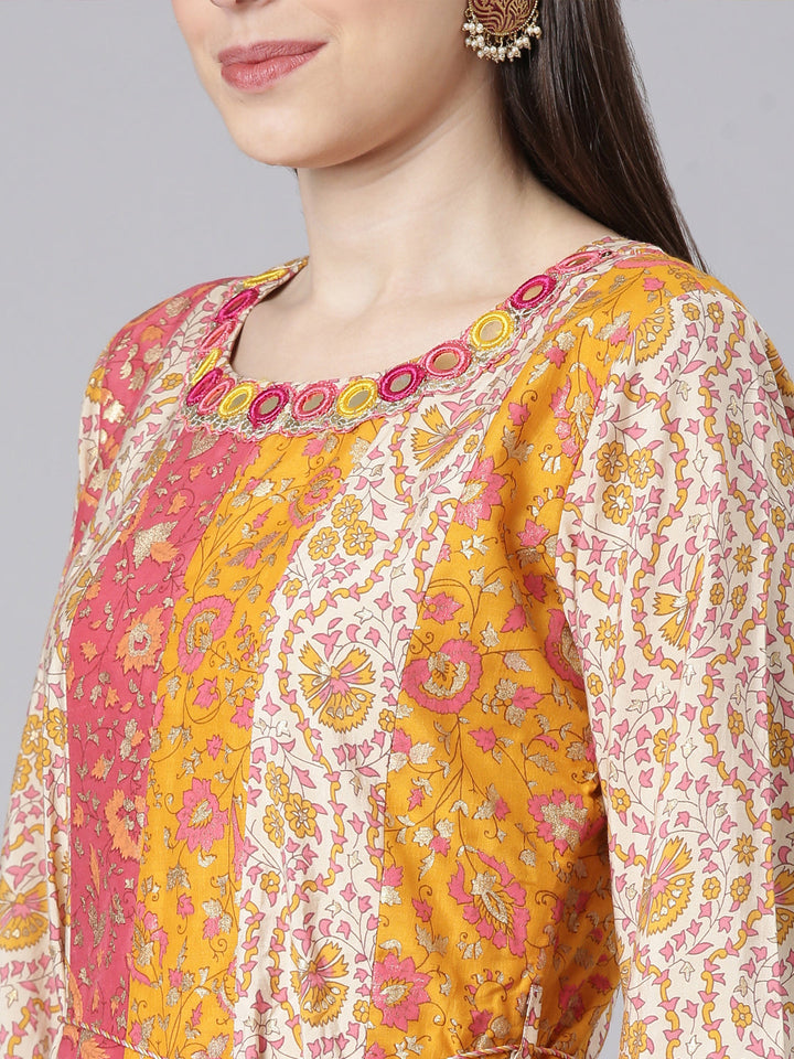 Neerus Pink Straight Casual Floral Dresses