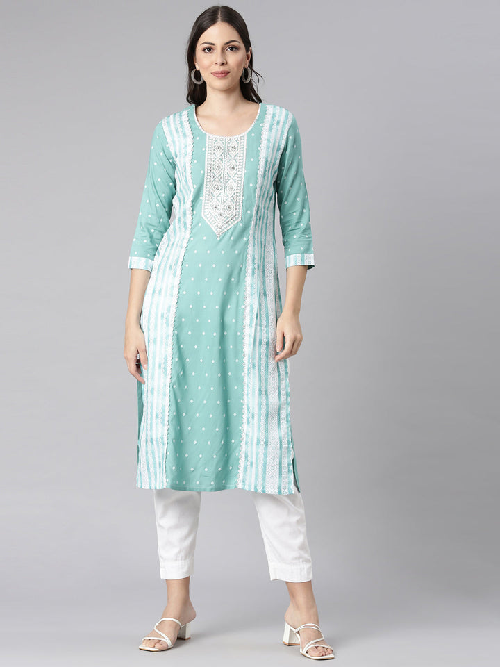 Neerus Sea Green Casual Solid Straight Kurtas