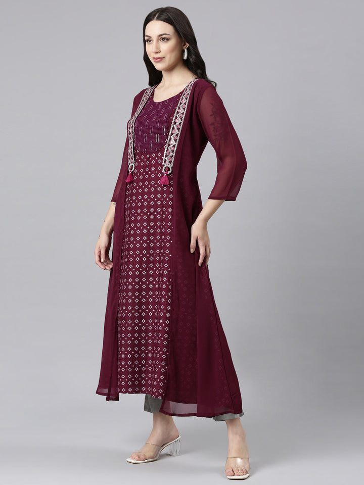 Neerus Purple georgette solid straight kurta - back view