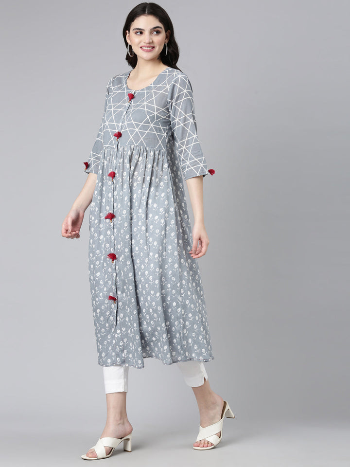 Neerus Multi cotton printed A-line kurta set - back view