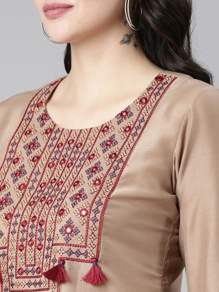 Neerus Brown muslin embroidered straight kurti - detail view 1