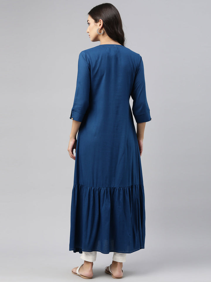 Neerus Blue embroidered floral kurta - side view