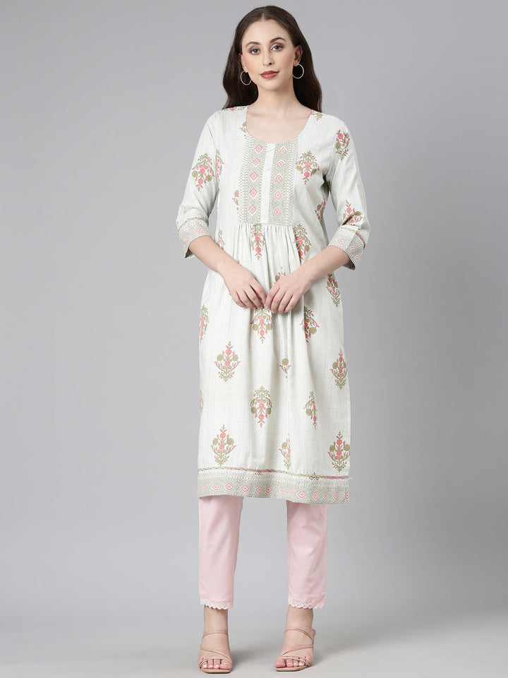 Neerus Green Casual Floral Straight Kurtas