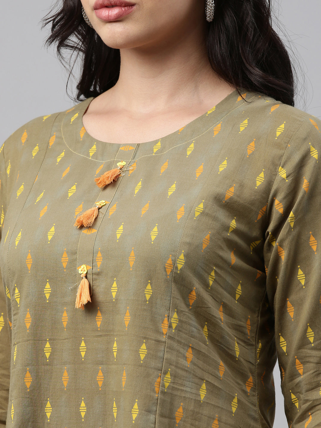 Neerus Green cotton printed kurti tunic - detail view 3